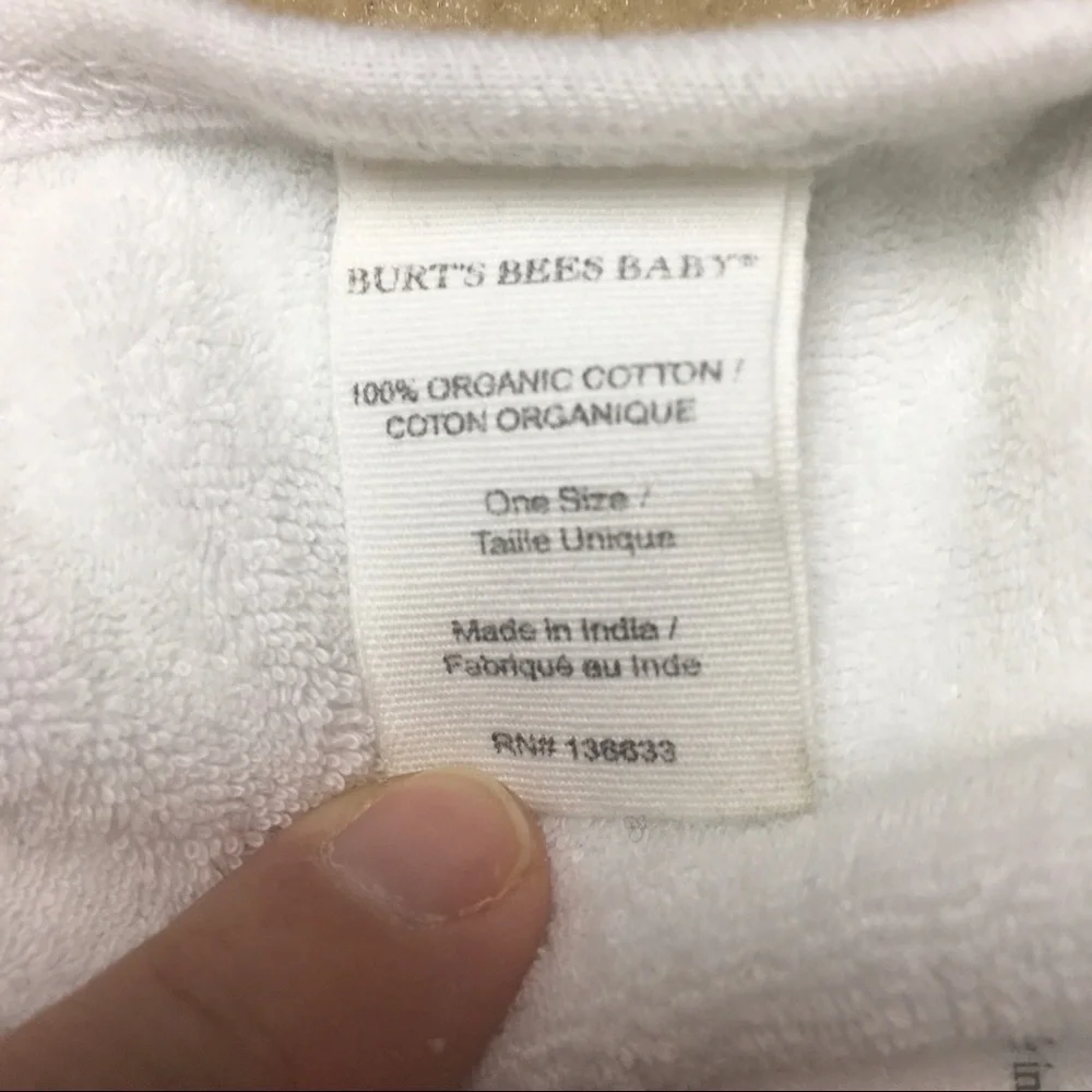 Burt’s Bees Baby Blue Bib NWOT